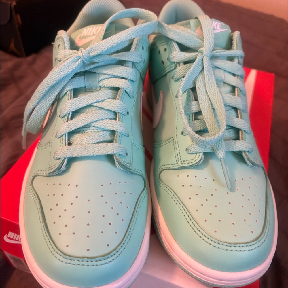 Nike Dunk Low 6Y - Picture 2 of 9